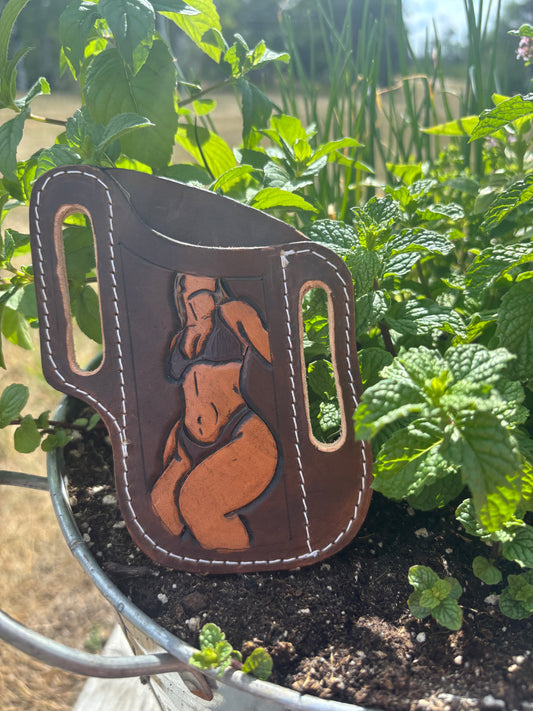 Brown Pinup Girl